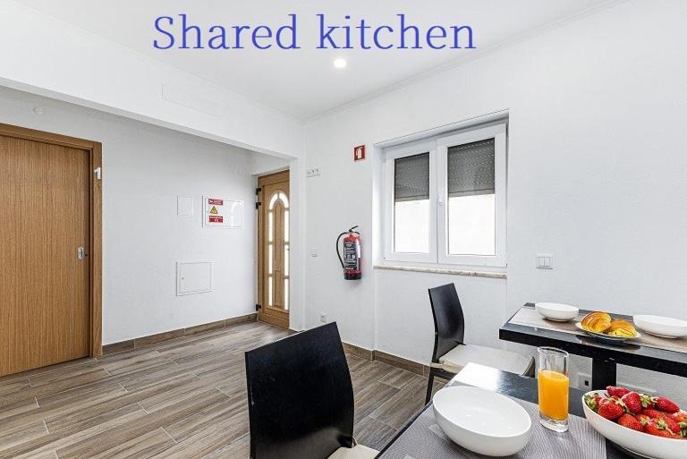 Casa Da Avo - City Center - Private Bedrooms 拉哥斯 外观 照片