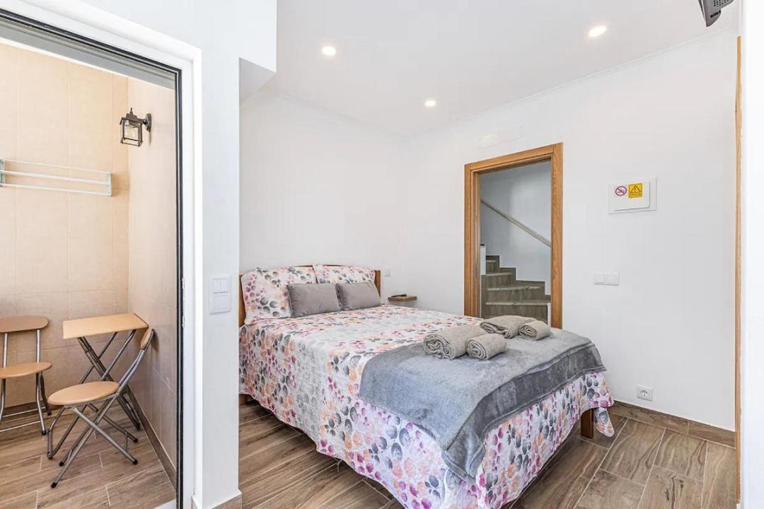 Casa Da Avo - City Center - Private Bedrooms 拉哥斯 客房 照片